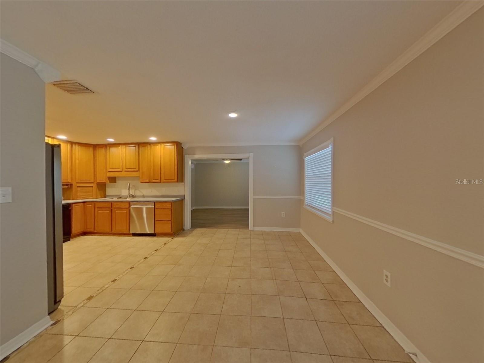 TAMPA DOWNS HEIGHTS - Residential Lease