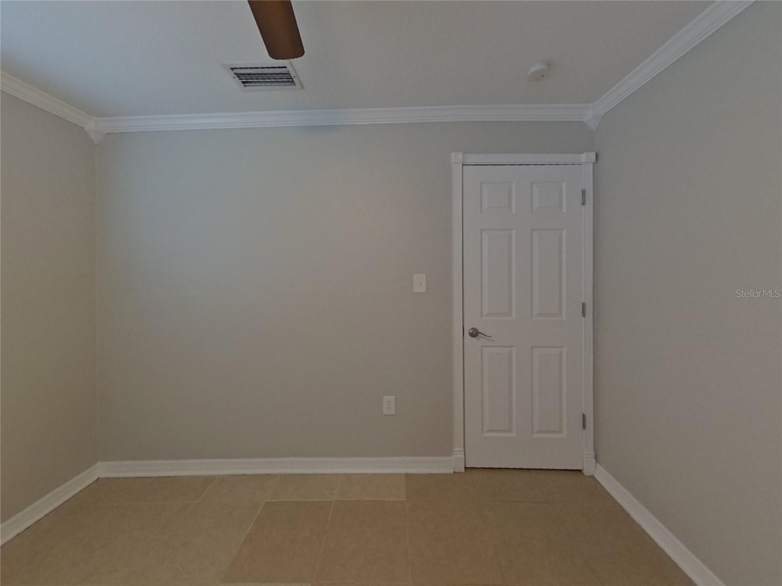 TAMPA DOWNS HEIGHTS - Residential Lease