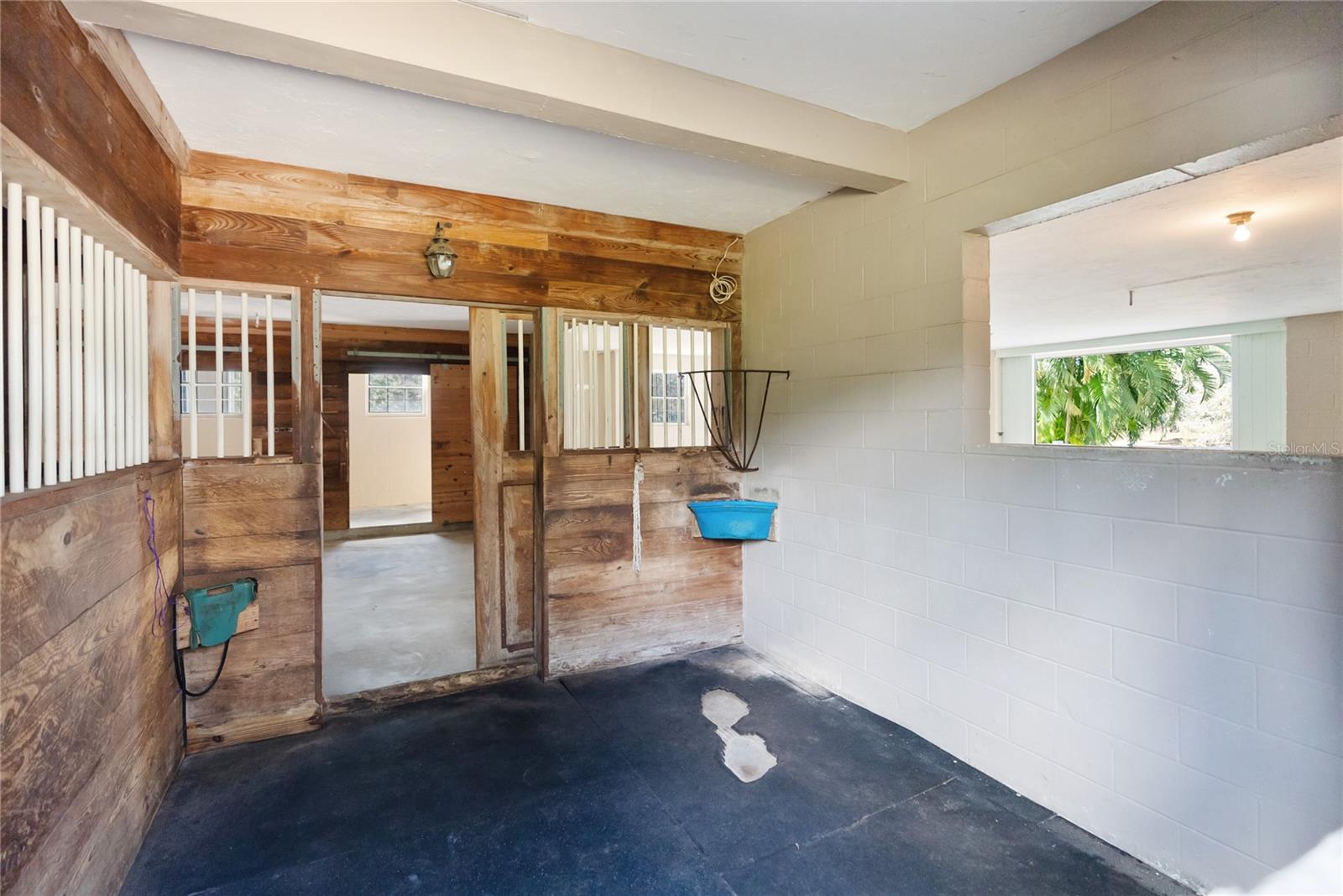 FOX CREEK ACRES - Residential