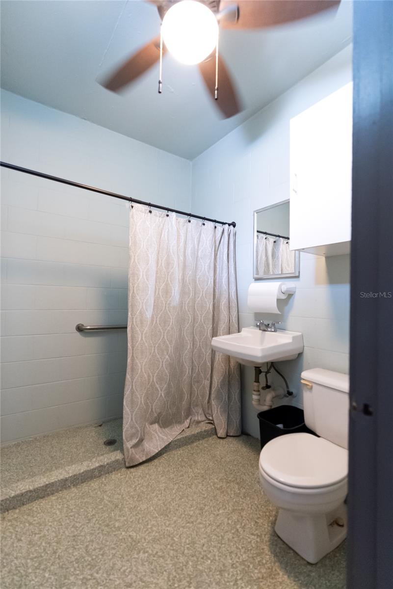 FOX CREEK ACRES - Residential