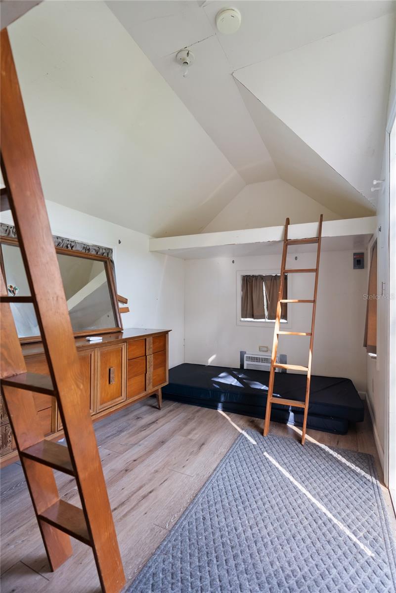 FOX CREEK ACRES - Residential