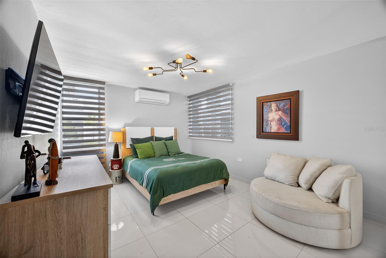 H6 Calle Castilla URB MANSIÓN REAL