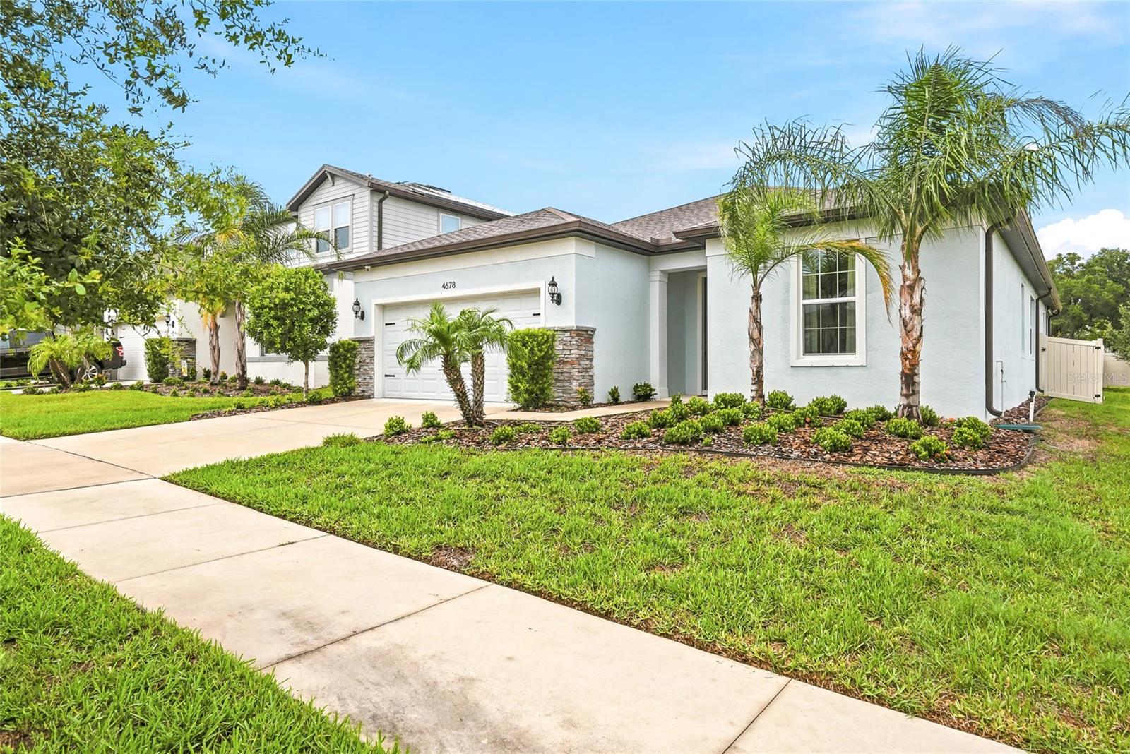 4678 DOVER BLUFF COURT - Photo 2