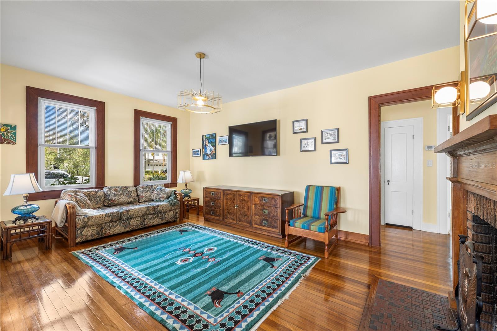 BON AIR - Residential