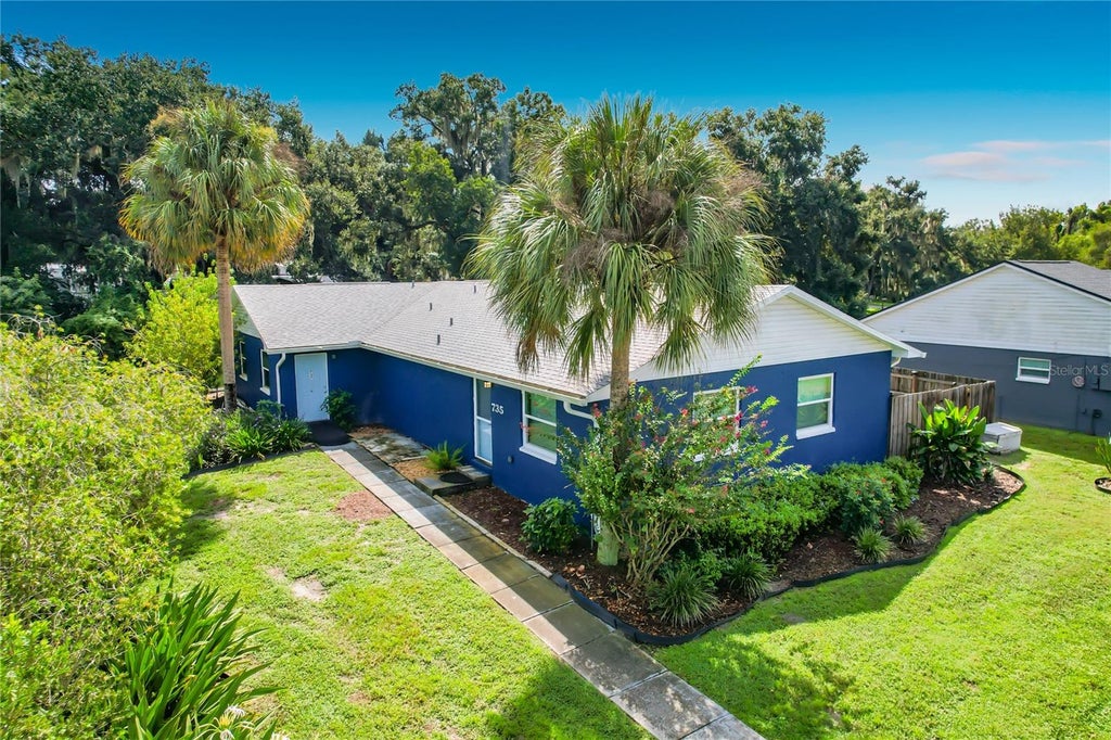 Photo of 735 Zella Lane #735/737, Lakeland, FL 33813 (MLS # L4965146)