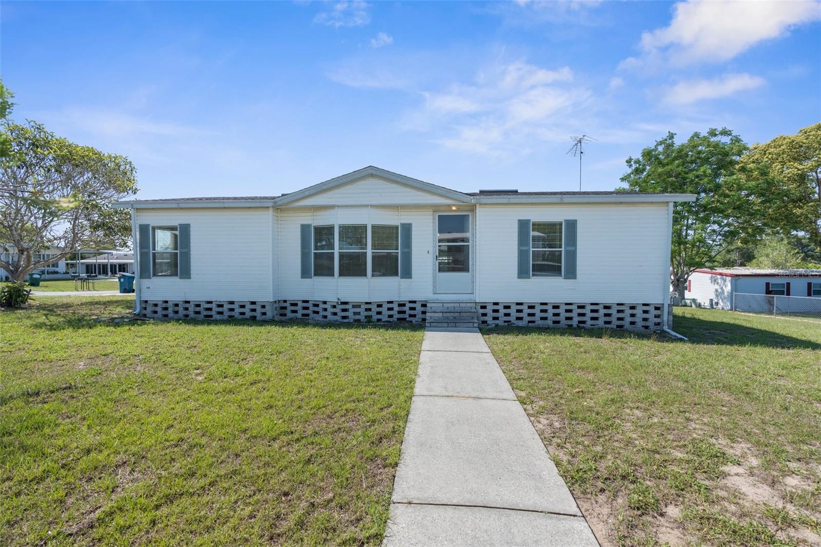 BROOKRIDGE COMM - Residential