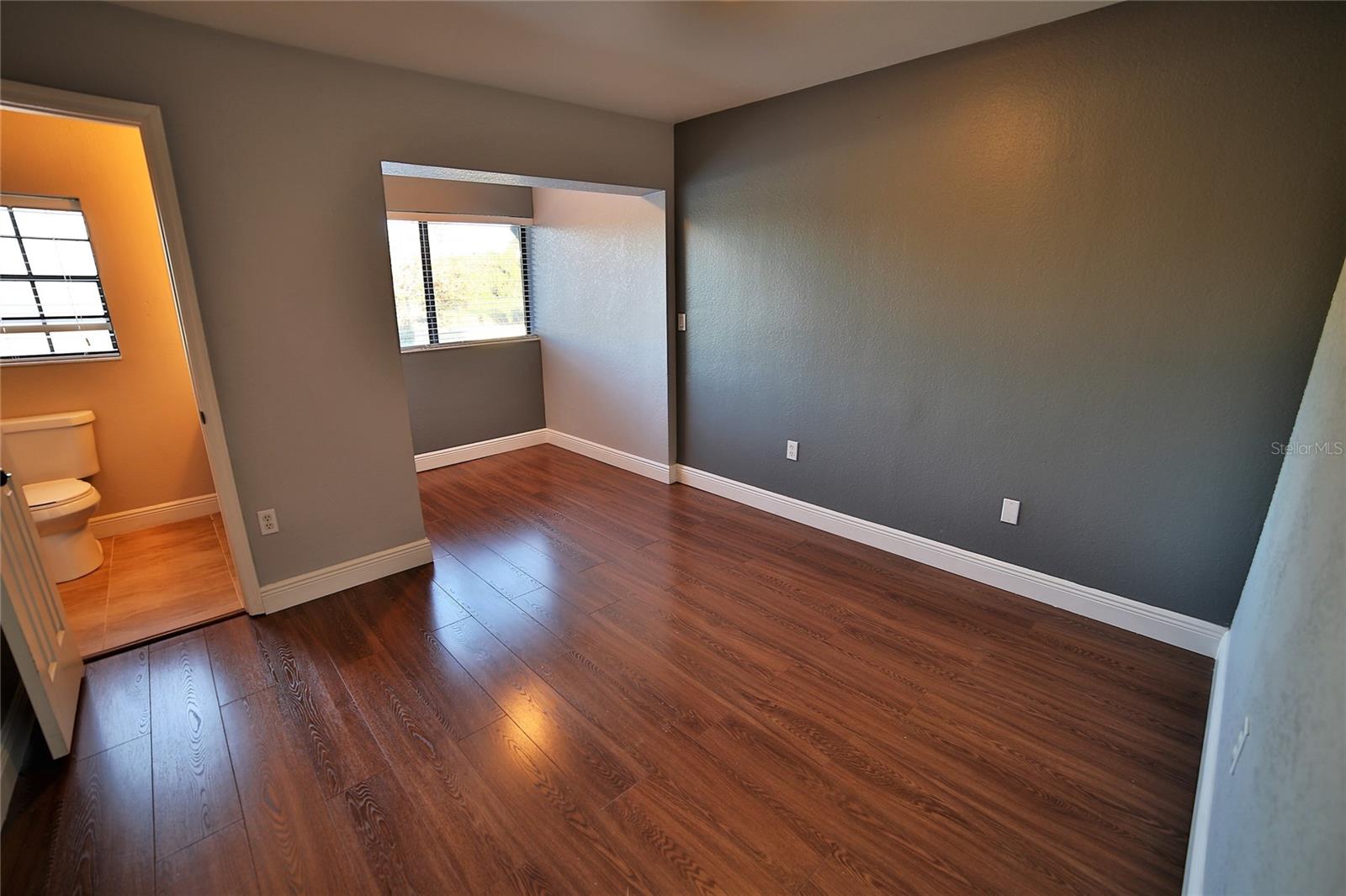 SAND LAKE VILLAGE CONDO SEC 01 PH 02 - Residential Lease