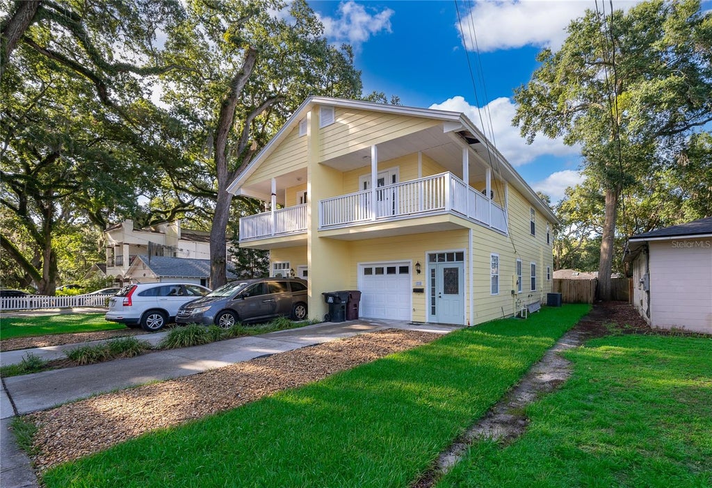 Photo of 224 Emory Place, Orlando, FL 32804 (MLS # O6418094)