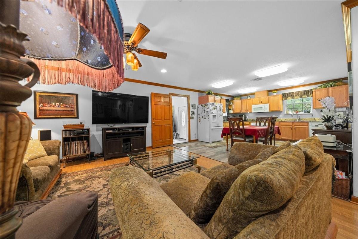 RESIDENTIAL - Residential