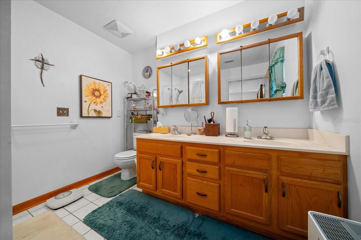 RESIDENTIAL - Residential