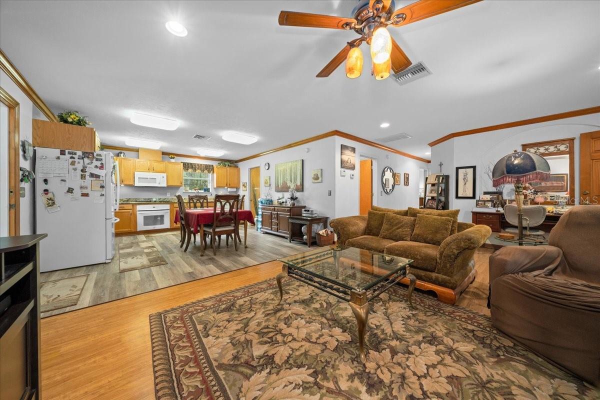 RESIDENTIAL - Residential