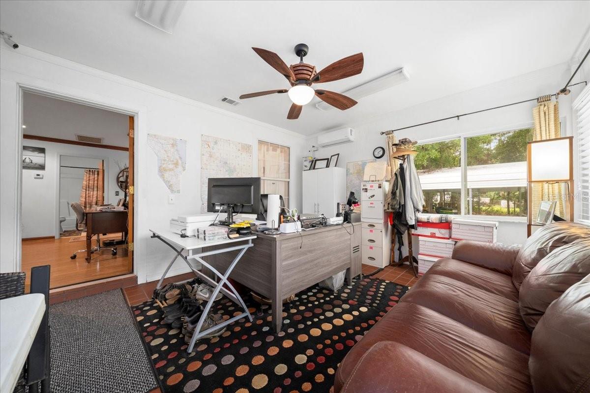 RESIDENTIAL - Residential