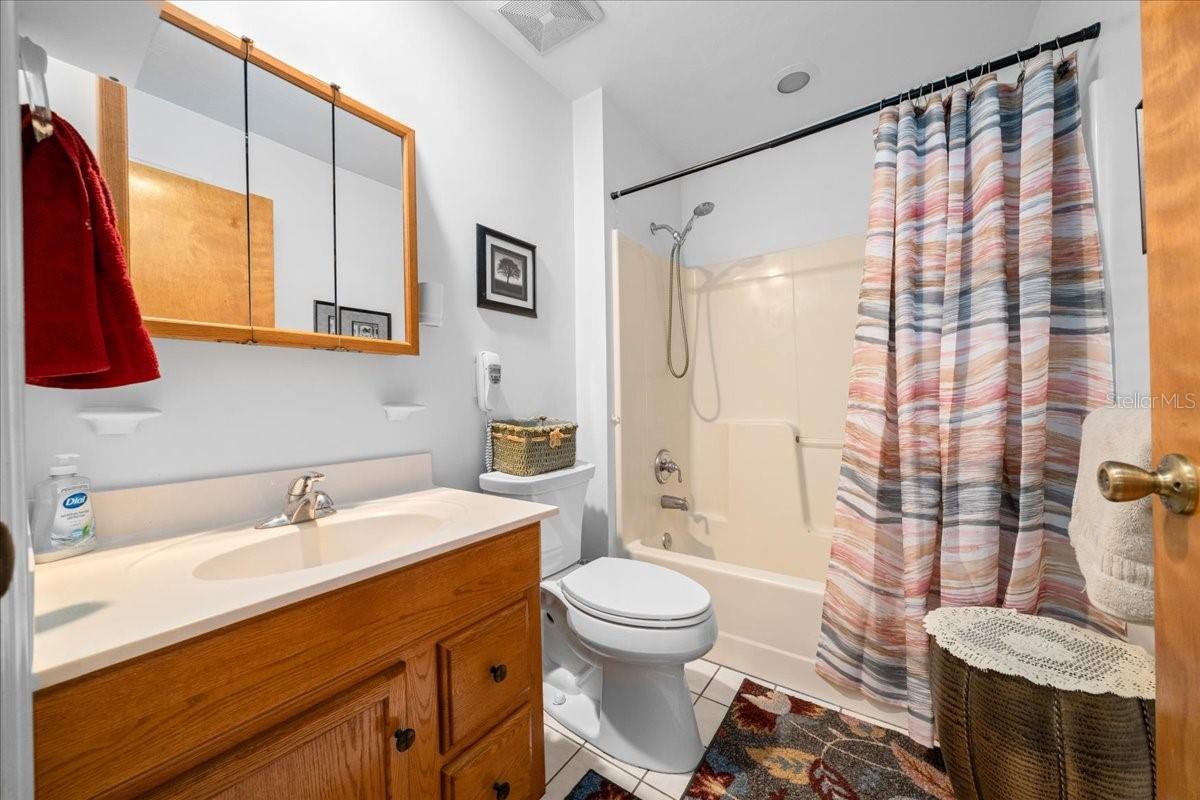 RESIDENTIAL - Residential