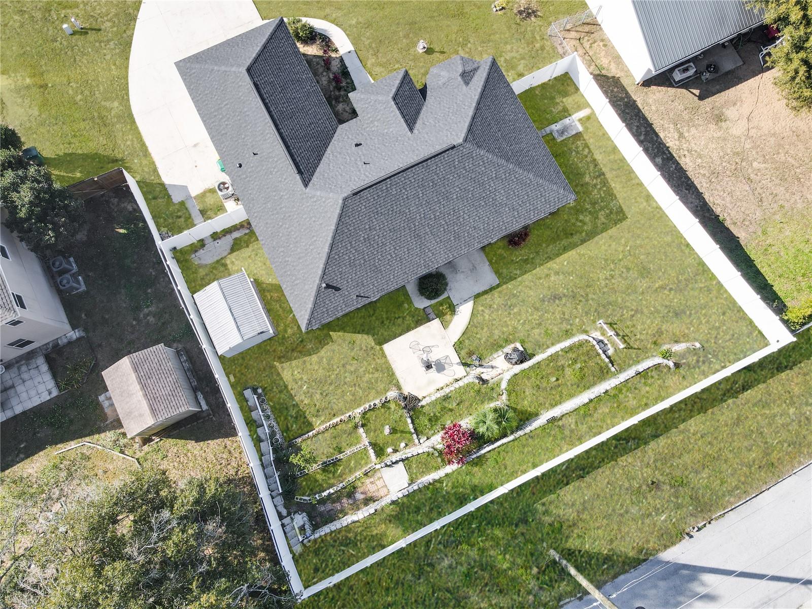 EUSTIS LAKE DOT ESTATES SUB - Residential