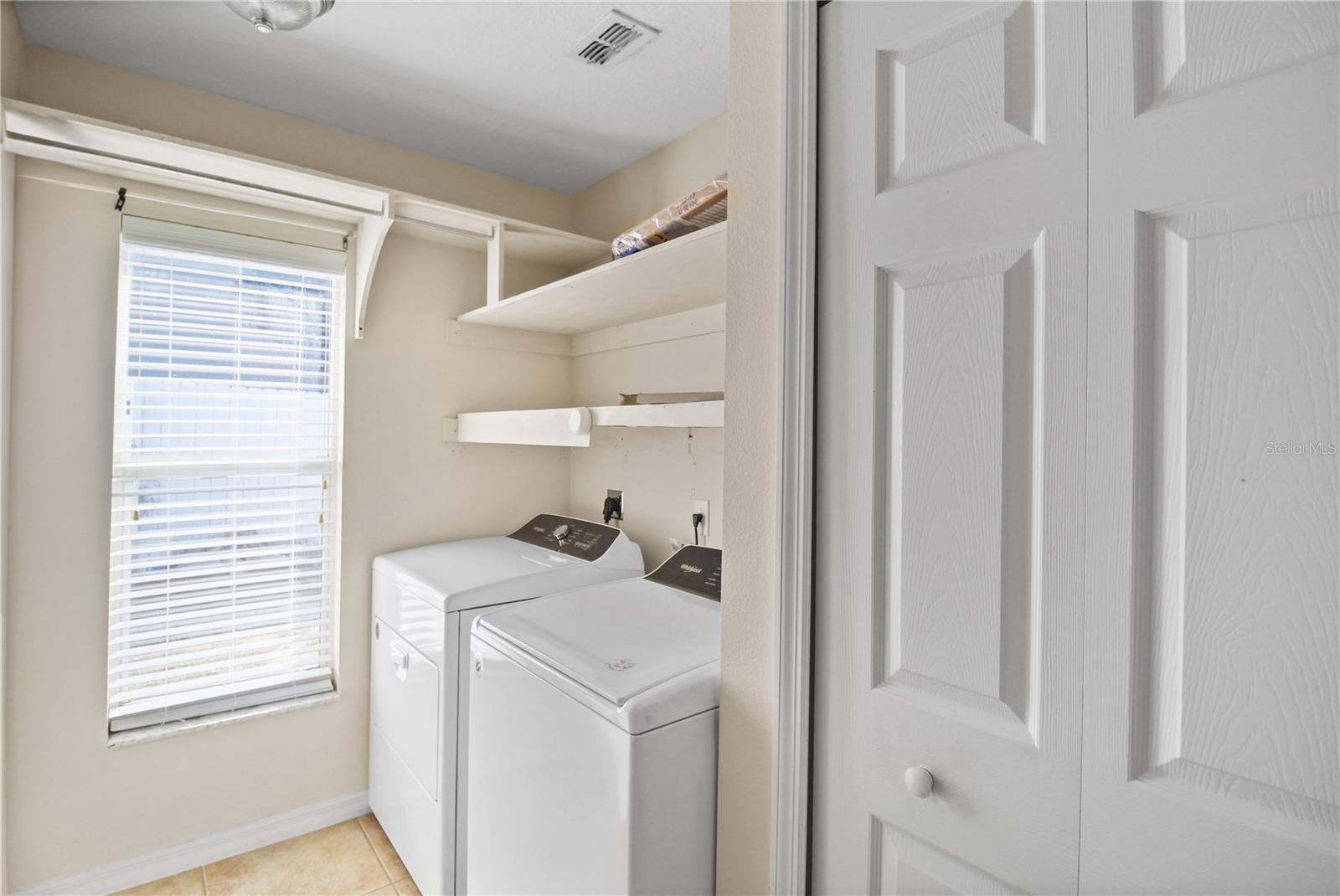 EUSTIS LAKE DOT ESTATES SUB - Residential