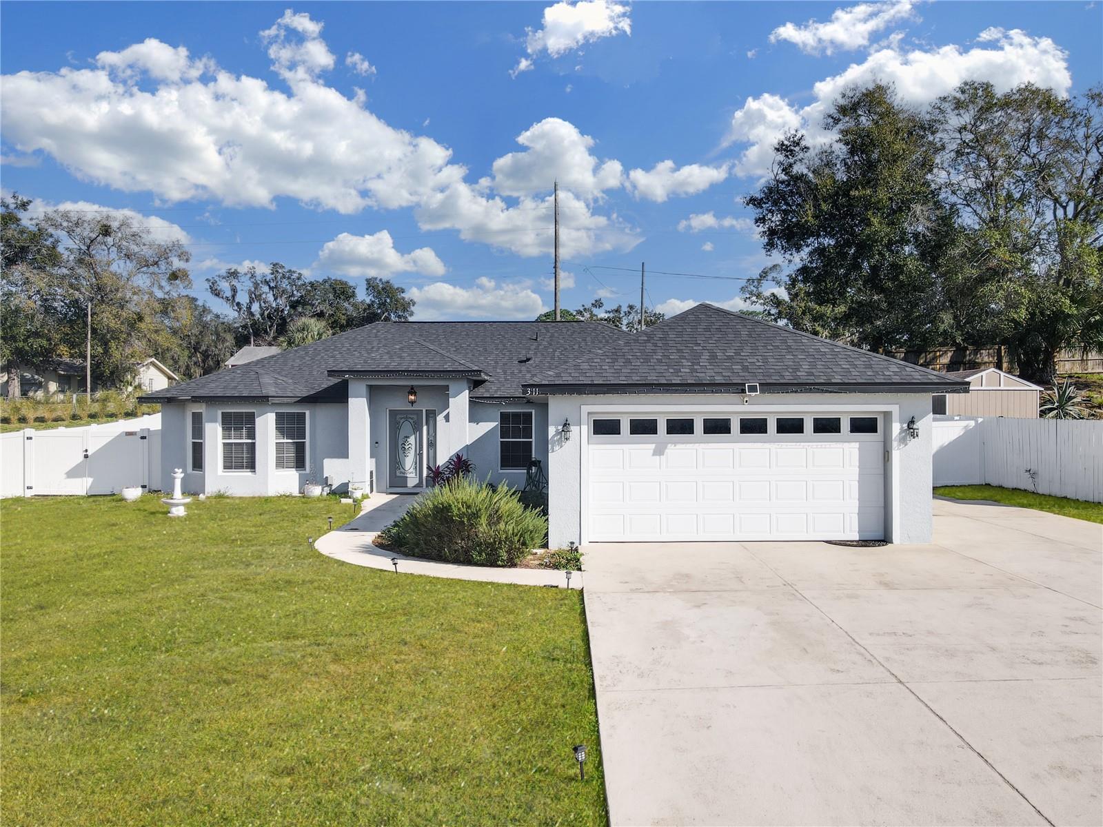 EUSTIS LAKE DOT ESTATES SUB - Residential