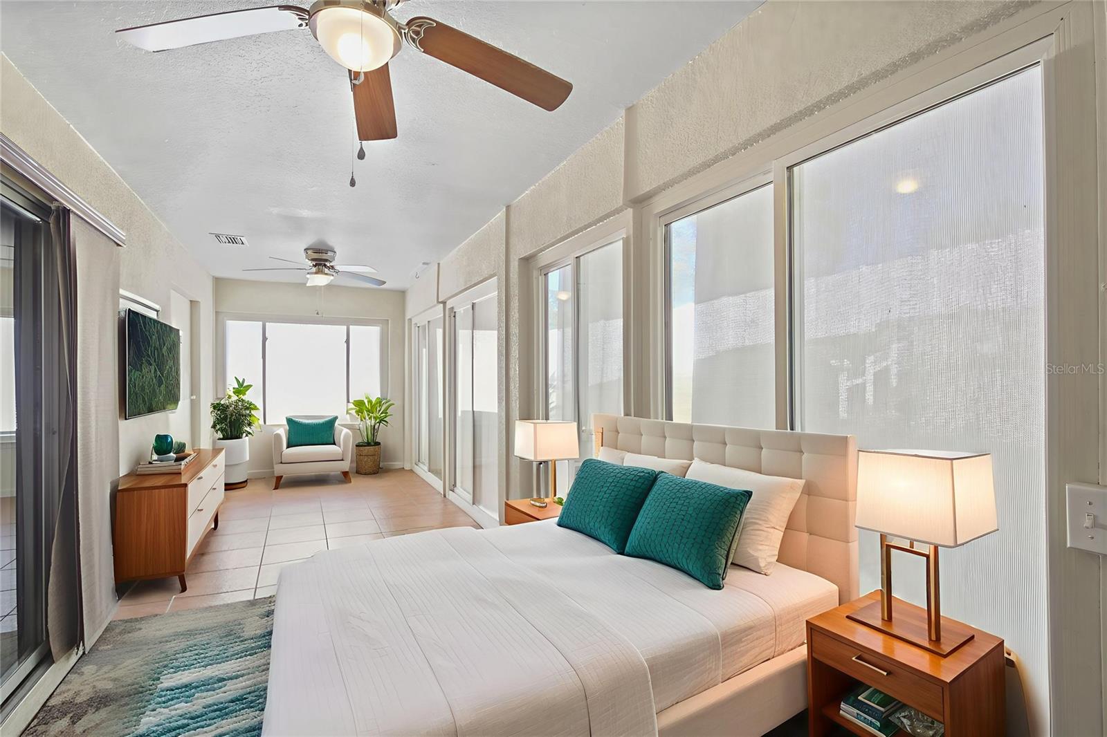 EUSTIS LAKE DOT ESTATES SUB - Residential