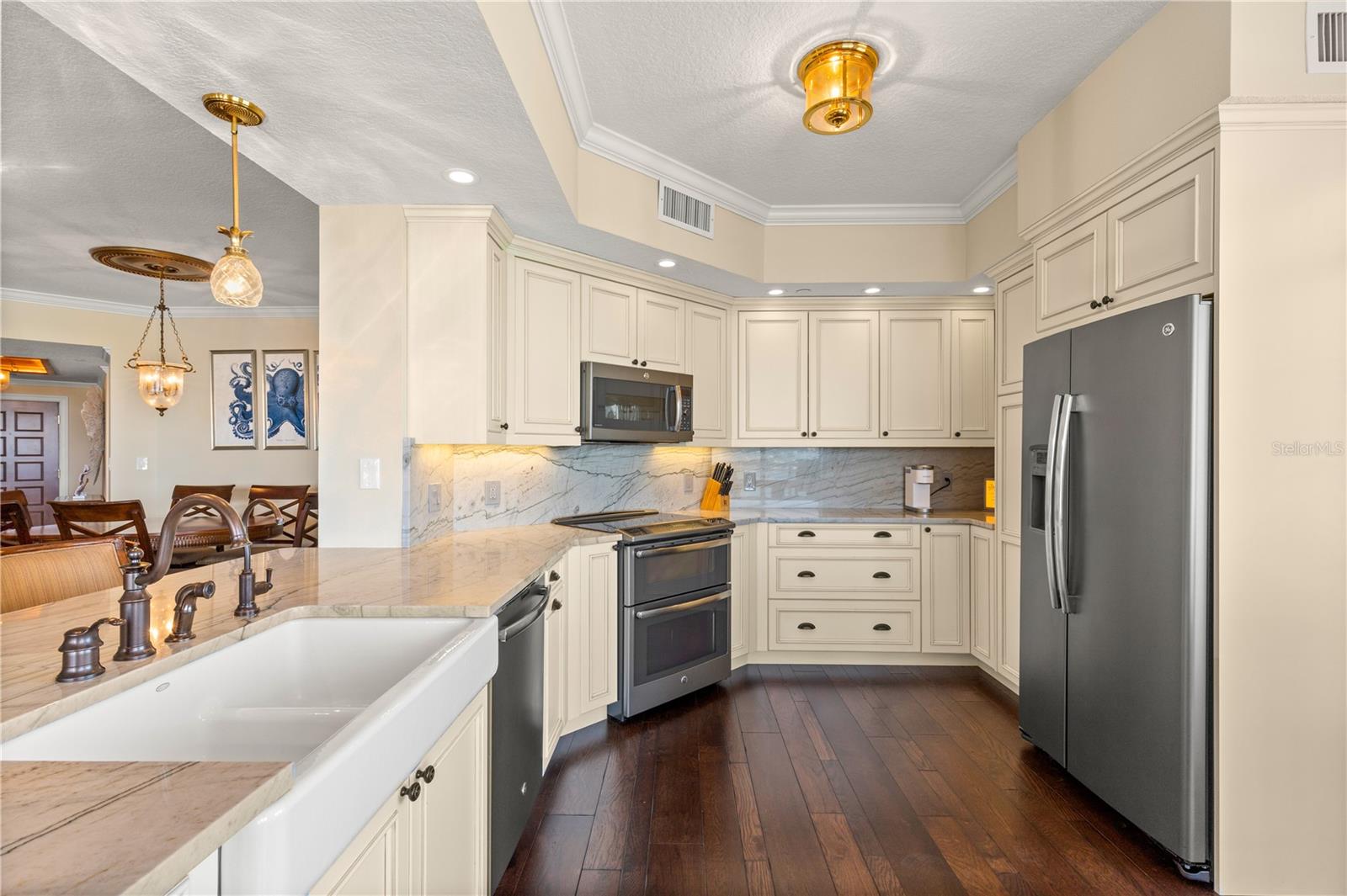 BELLE HARBOR CONDO - Residential