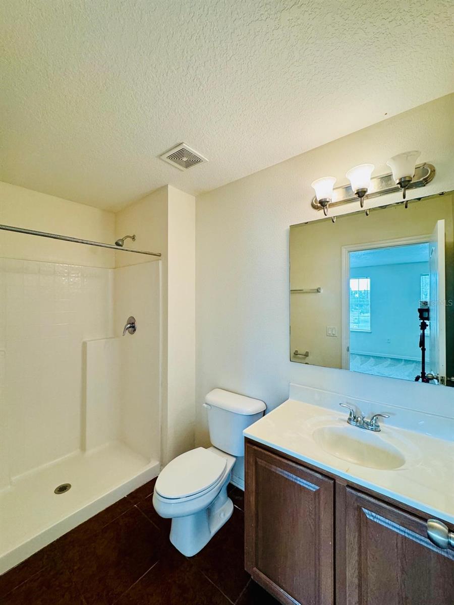 ASHBURN SQUARE TWNHMS - Residential Lease