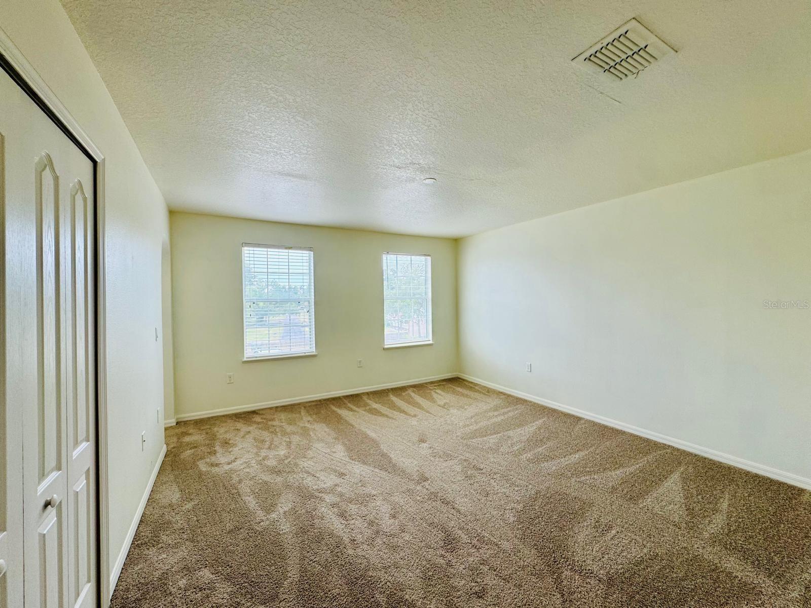 ASHBURN SQUARE TWNHMS - Residential Lease