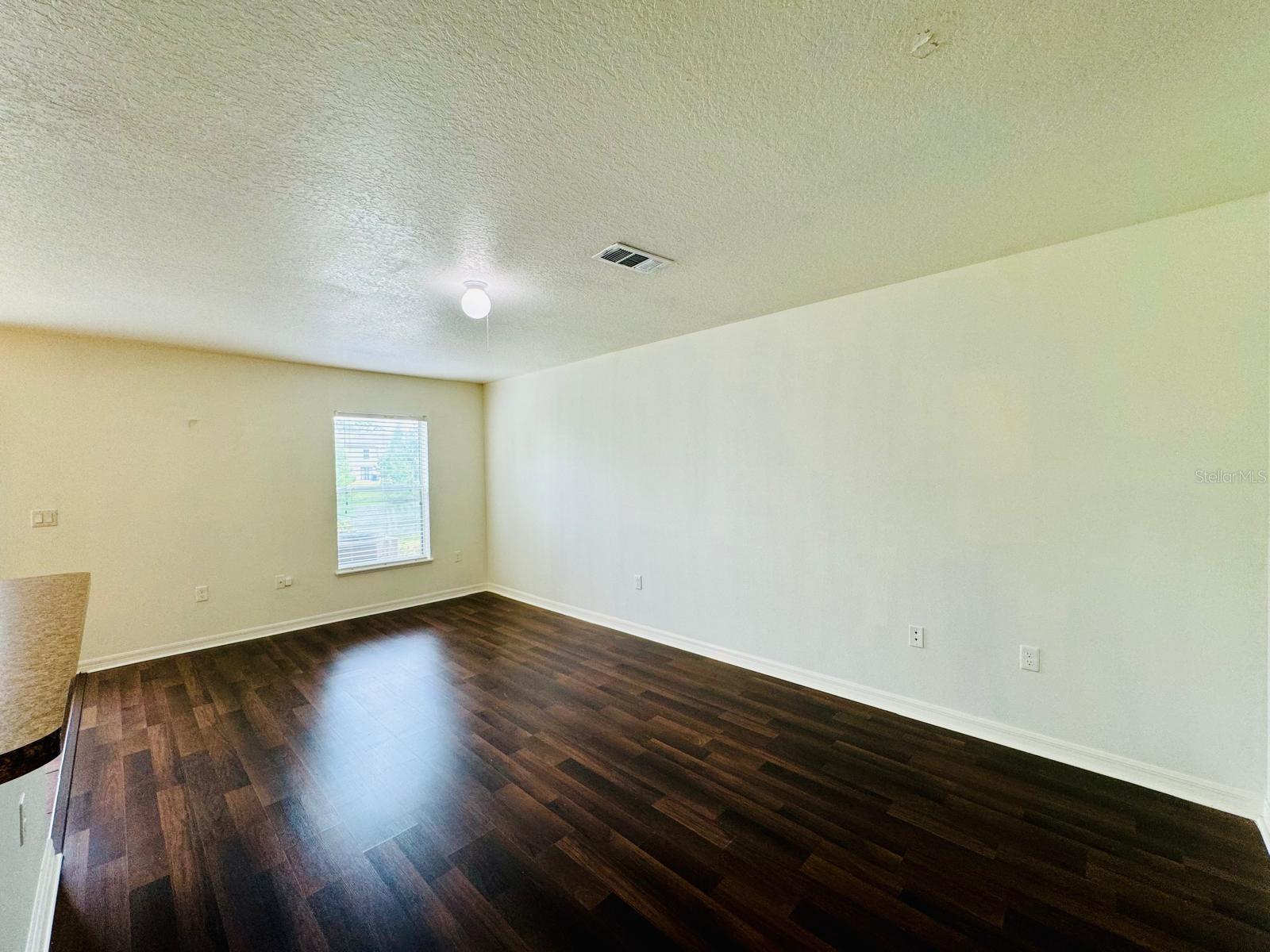 ASHBURN SQUARE TWNHMS - Residential Lease