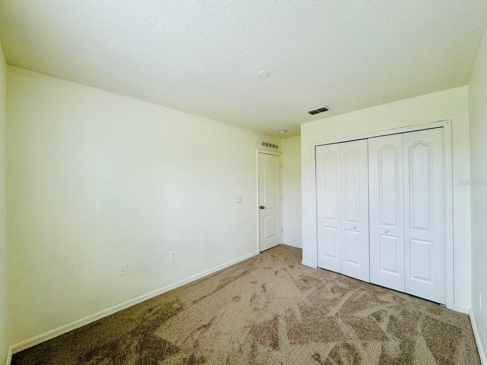 ASHBURN SQUARE TWNHMS - Residential Lease