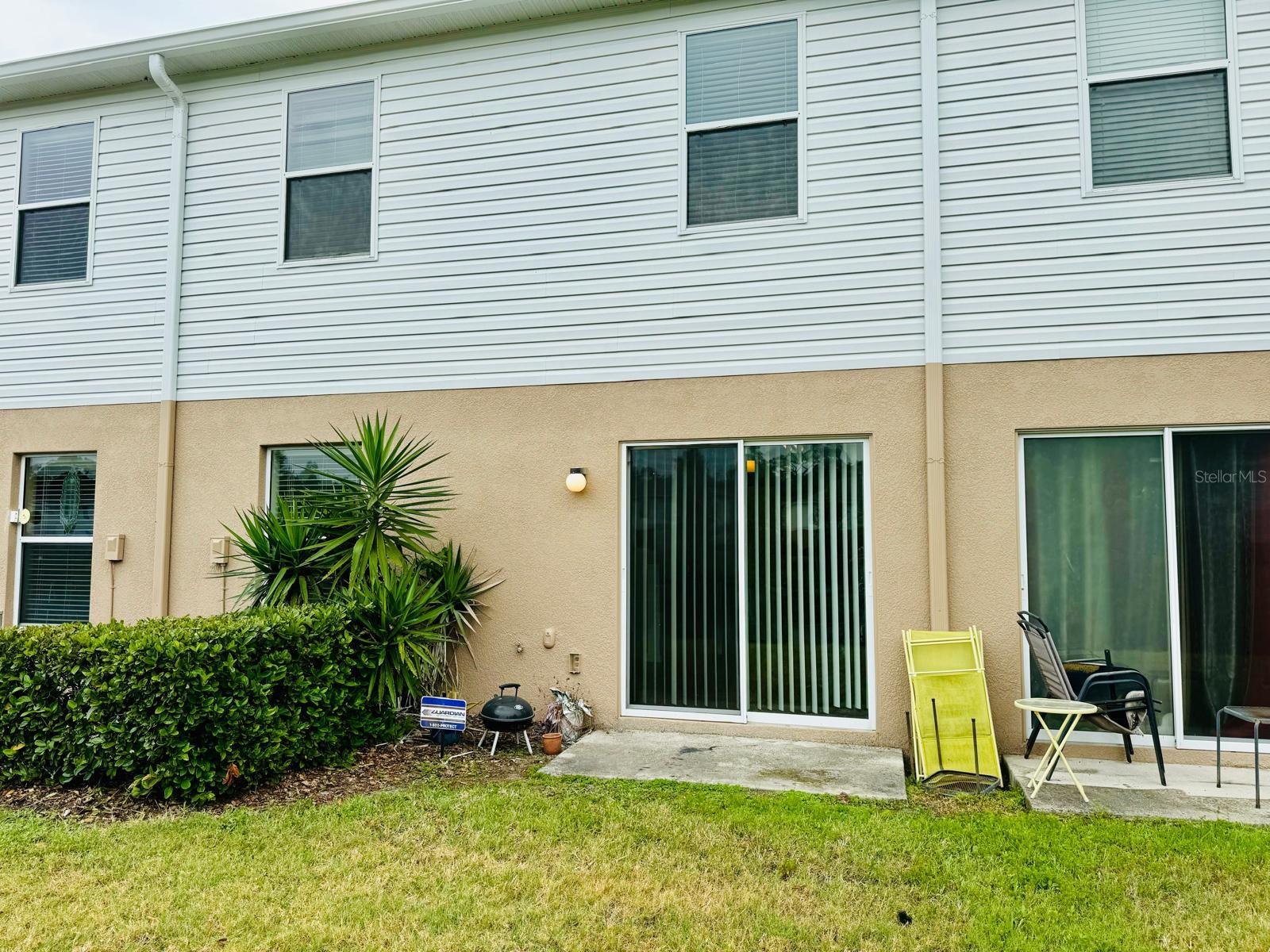 ASHBURN SQUARE TWNHMS - Residential Lease