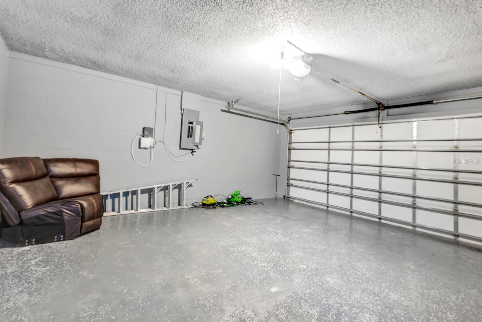 MEADOW LAKES EAST - Residential