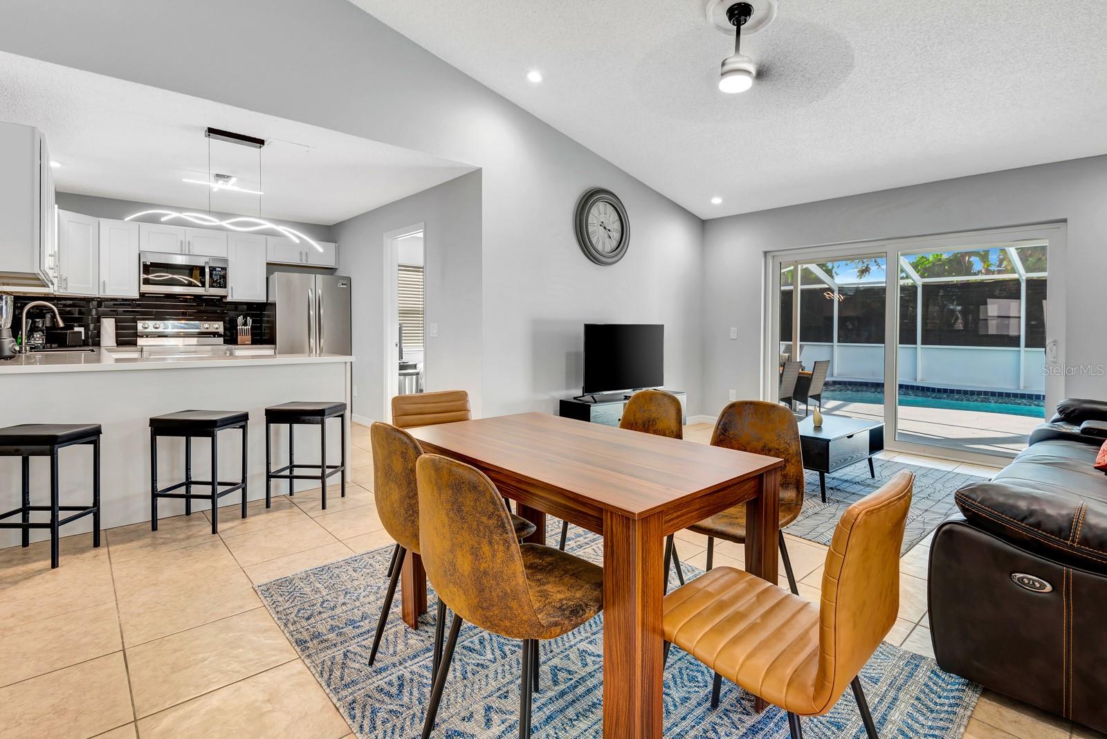 MEADOW LAKES EAST - Residential