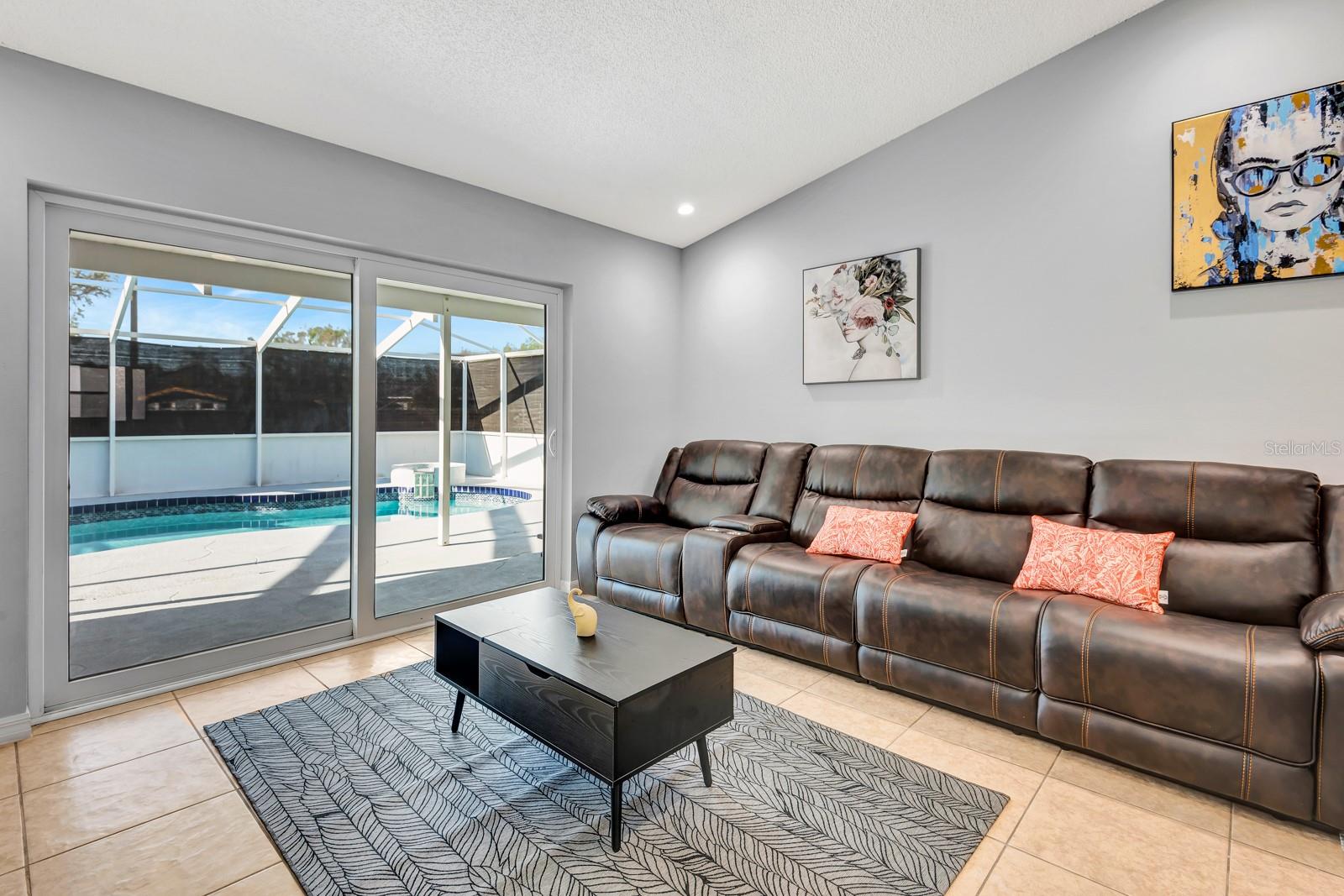 MEADOW LAKES EAST - Residential