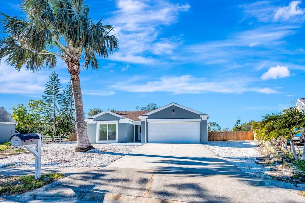 Photo of 5682 25th Street Circle E, Bradenton, FL 34203 (MLS # TB8405704)