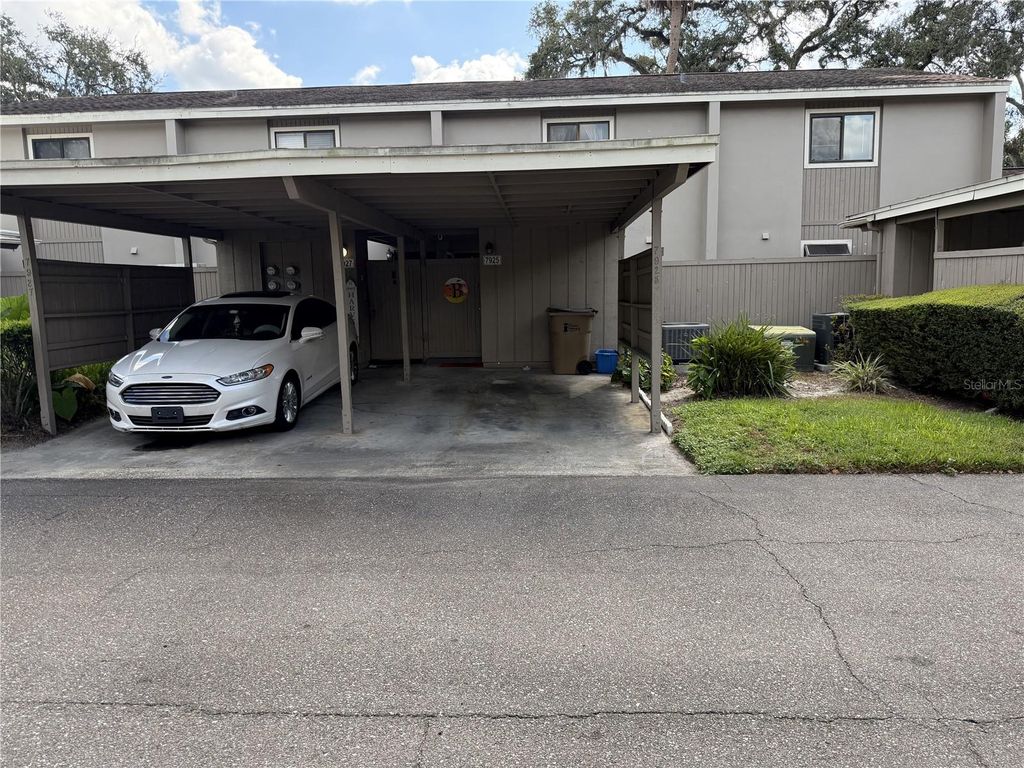 Photo of 7925 Pine Drive #33, Temple Terrace, FL 33637 (MLS # TB8441219)