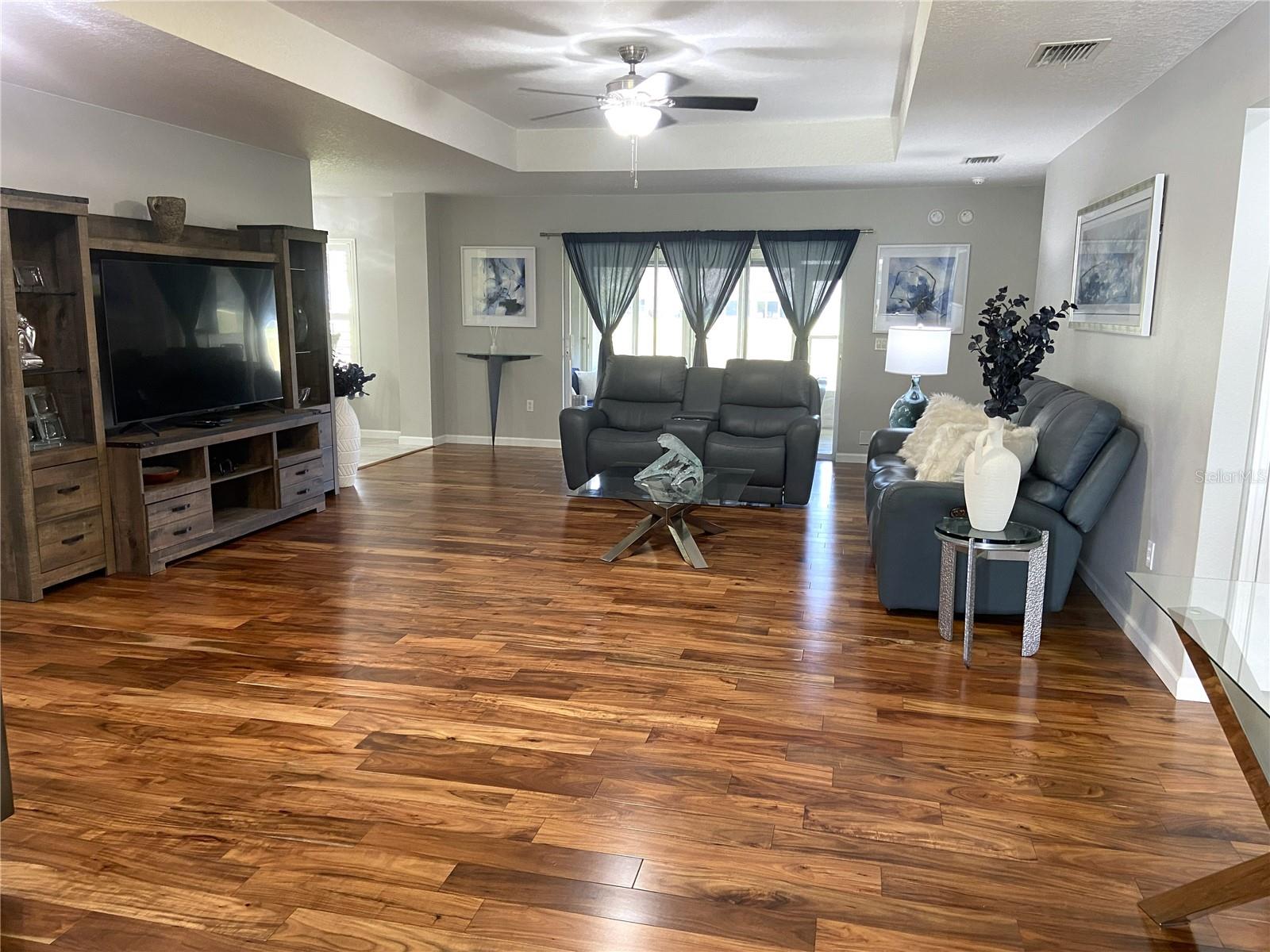 LEESBURG ARLINGTON RIDGE PH 1-B - Residential