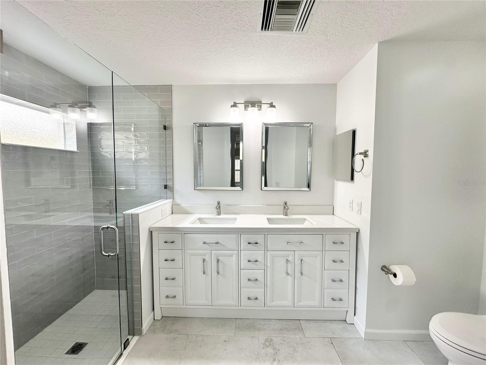 LEESBURG ARLINGTON RIDGE PH 1-B - Residential