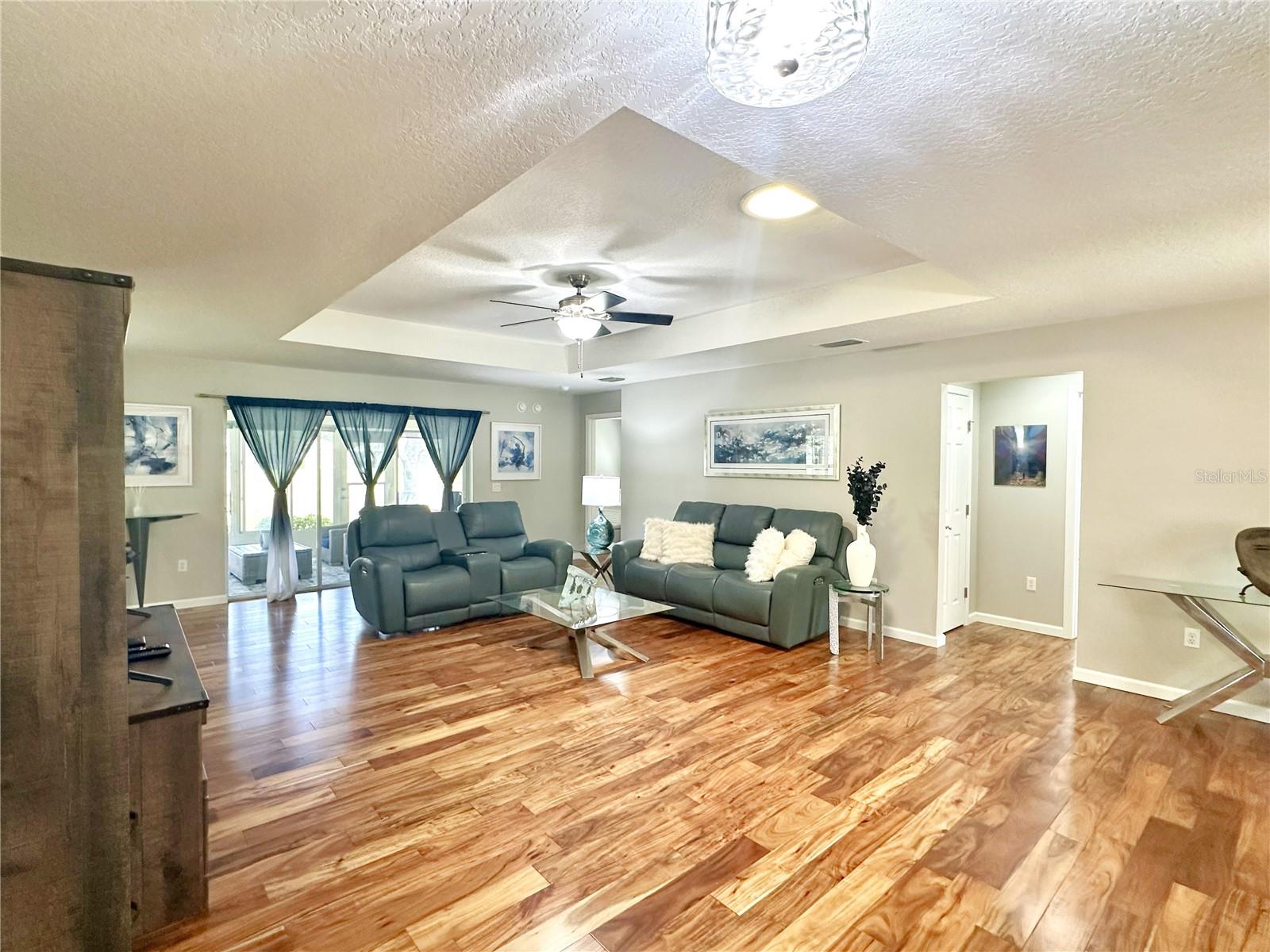 LEESBURG ARLINGTON RIDGE PH 1-B - Residential