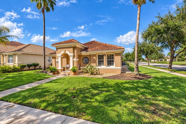 3321 PINO AVE, NEW SMYRNA BEACH, FL 32168 - Image fe528bde50ba6f7c00a4d6bafc68f2f6/1309237371