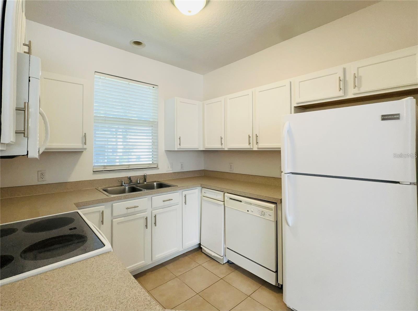 207 GOLDEN POND COURT