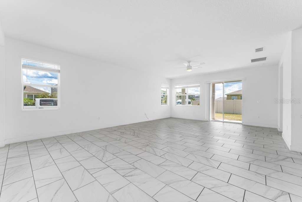 BELLAVIVA PH 1 PB 32 PGS 44-47 LOT 47 - Residential