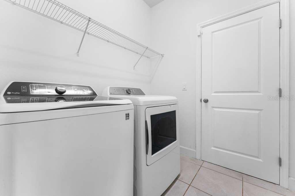 BELLAVIVA PH 1 PB 32 PGS 44-47 LOT 47 - Residential