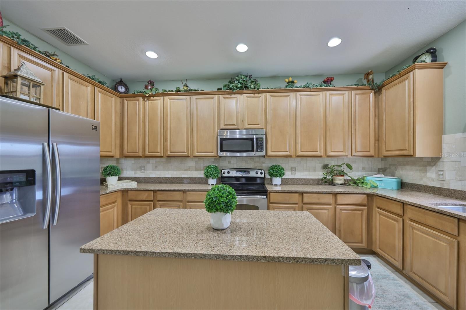 FLAGSTONE AT SOUTH FORK - Residential