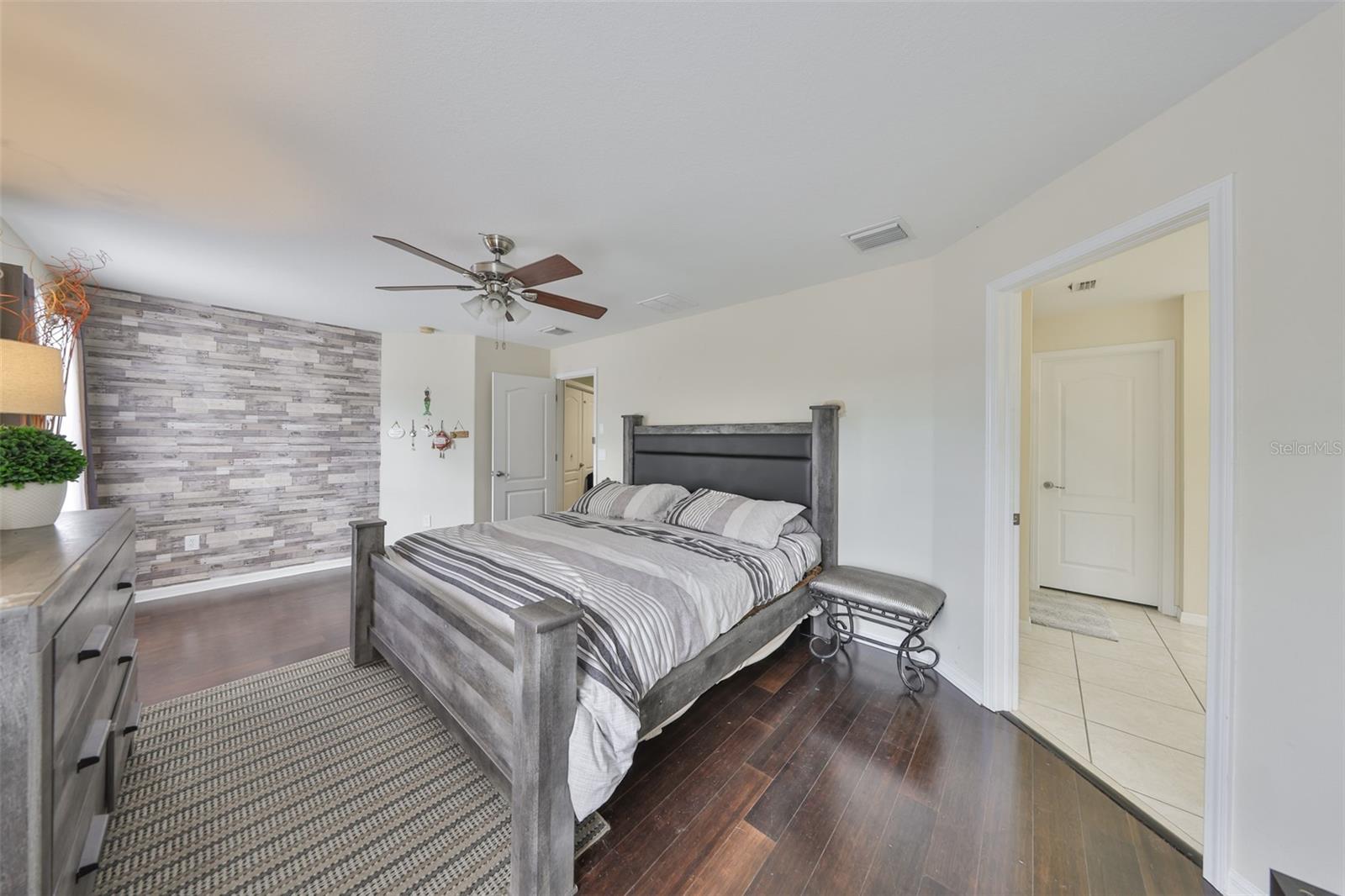 FLAGSTONE AT SOUTH FORK - Residential