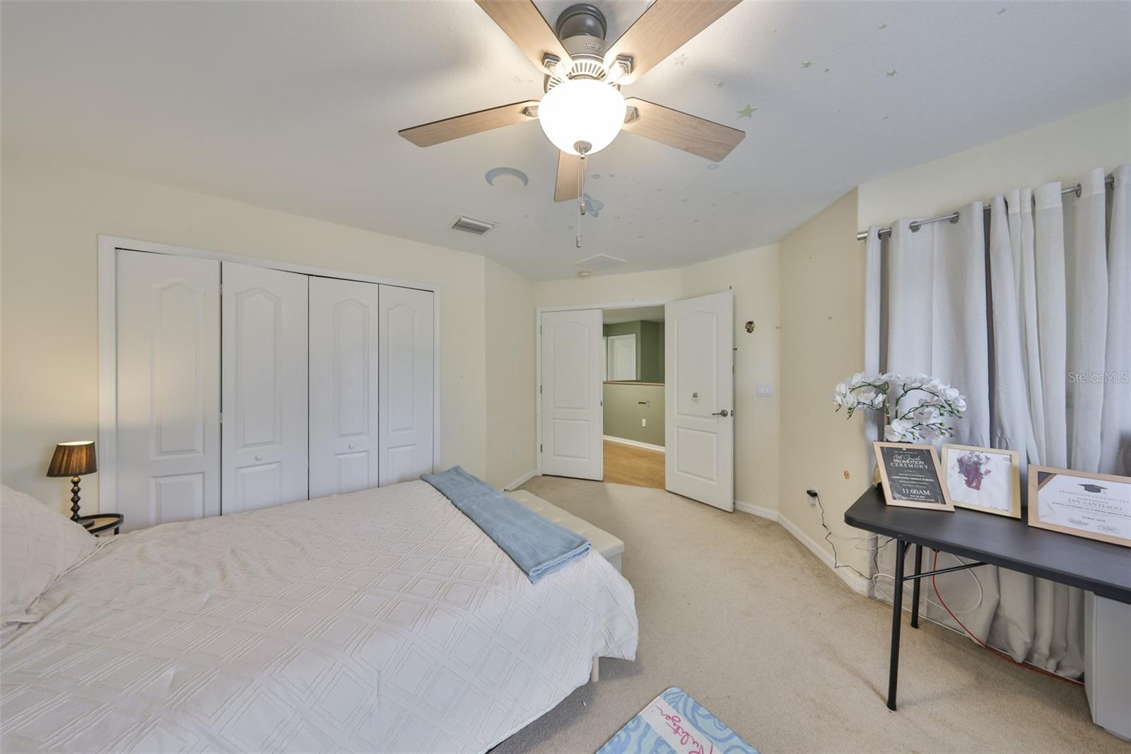 FLAGSTONE AT SOUTH FORK - Residential