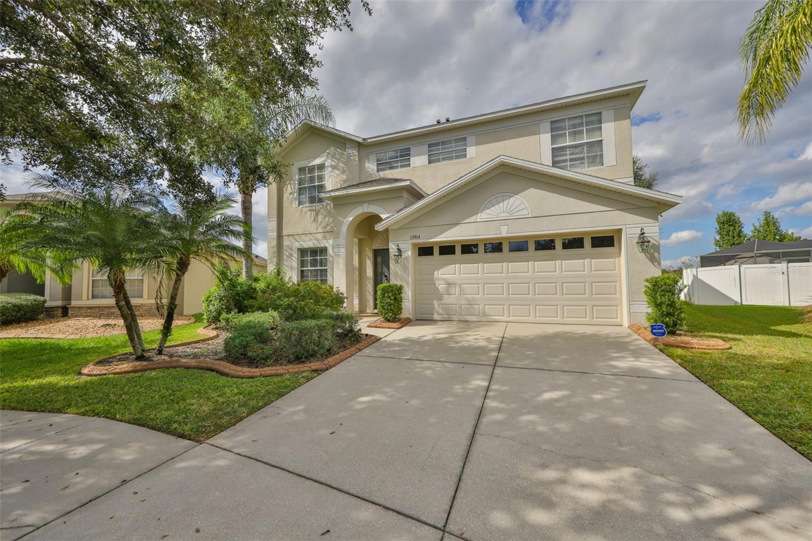 FLAGSTONE AT SOUTH FORK - Residential