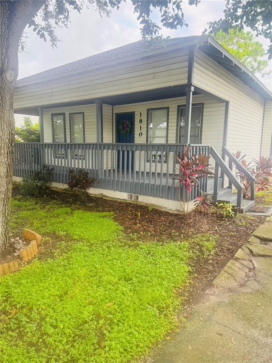 Welcome Home to one of the most Affordable and Adorable 2/1's on the Market in Palmetto! This would make a great Starter or Retirement Home and a great Investment Property. This Home Features: New Roof 11/2023, Whole House Replumbing & Water Heater 11/2023, Bathroom Remodel 6/2023, and New Central AC 6/2023. Other Features in this Home include: New Blinds and Curtains throughout, Ceiling Fans in the rooms (2 are New), High Ceilings and Large Windows throughout the Home. The Large Windows let in plenty of Light and give it a Bright and Warm Airy feeling. This Home also Features a Large completely Fenced in Back Yard that is a Haven for Butterflies and Home to some very Large and Beautiful Banana Plants! There is plenty of room to park a Boat, RV, Trailer or Work Vehicle. There is also a Covered Front Porch that is shaded from the Oak Trees, and is a great place for a couple of Chairs to catch the Breezes!! Come see this one!