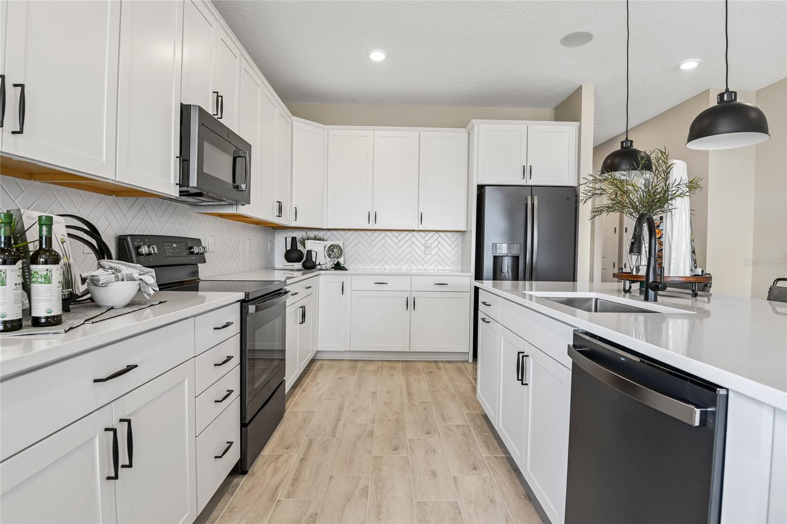 SEASONS AT SCENIC TERRACE - Residential