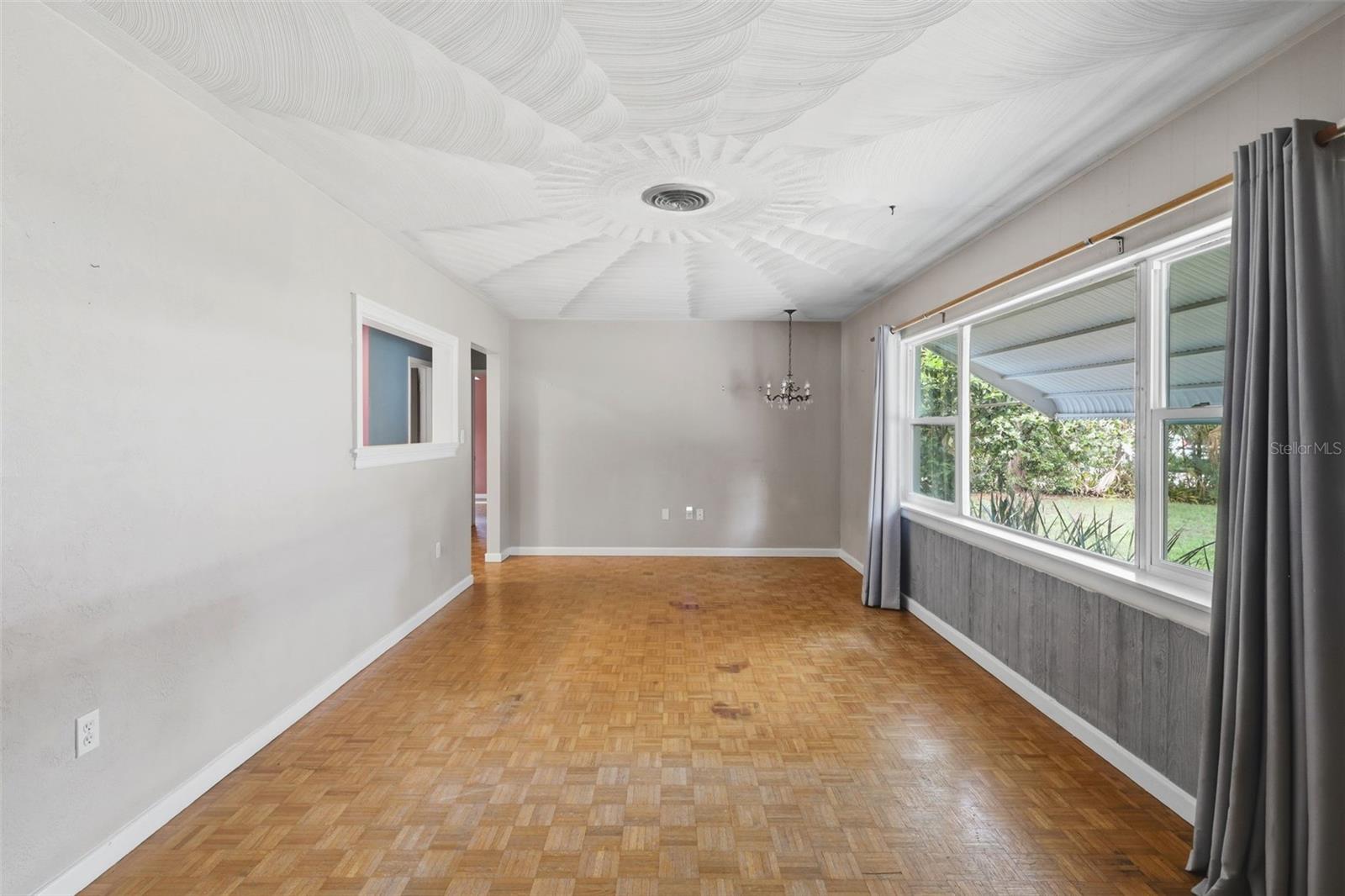 ELEANOR HEIGHTS - Residential