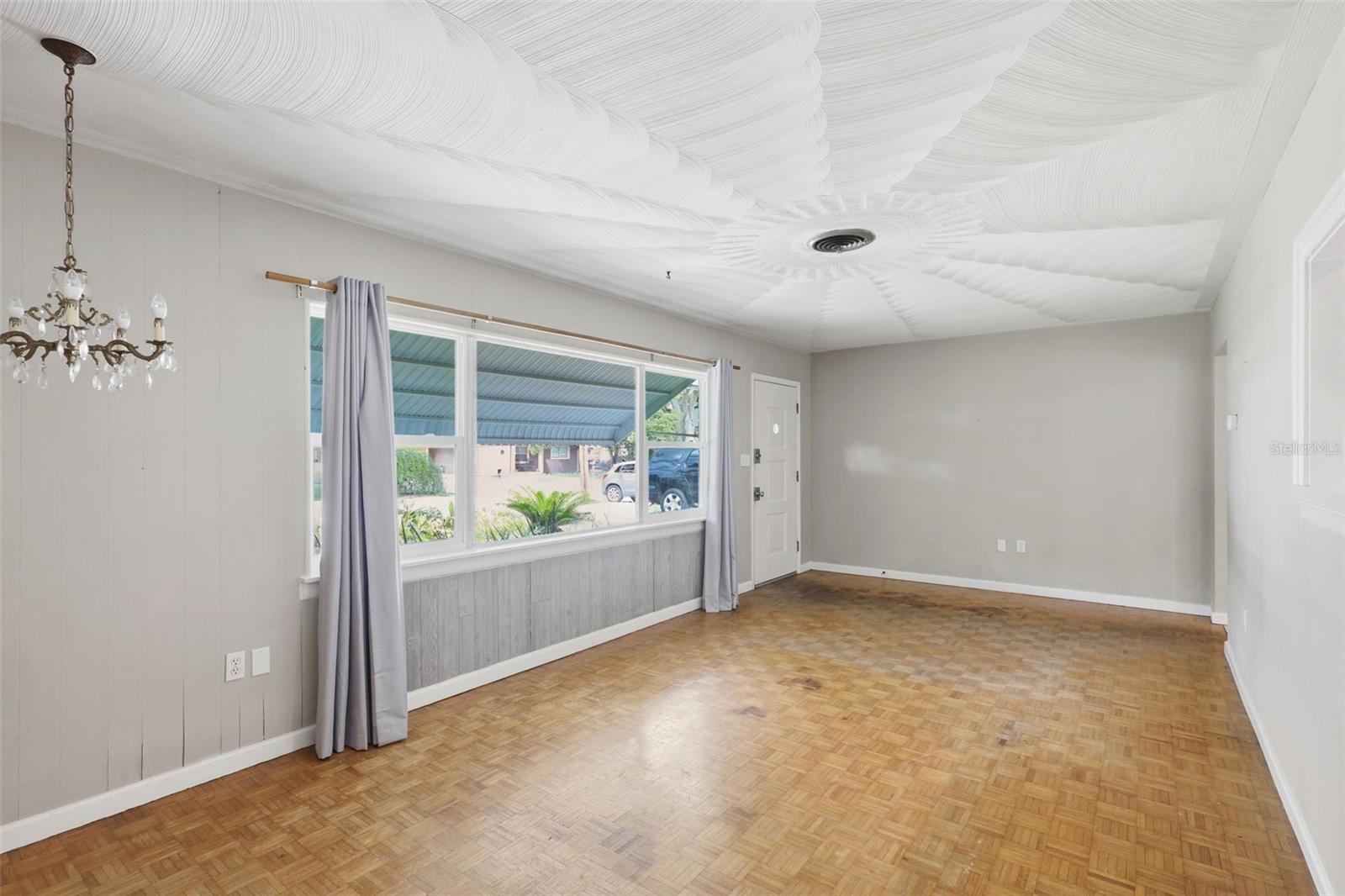 ELEANOR HEIGHTS - Residential