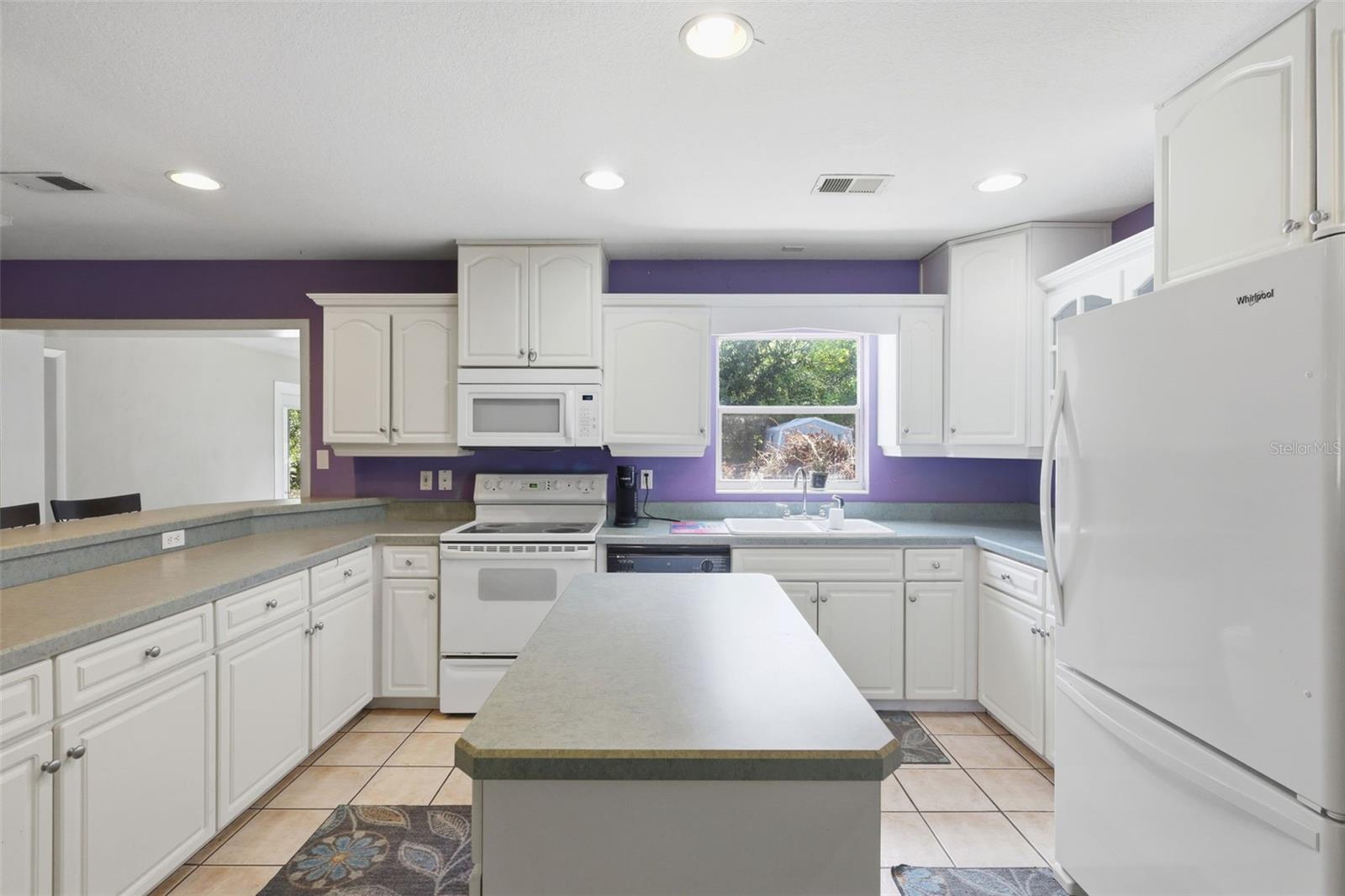 ELEANOR HEIGHTS - Residential