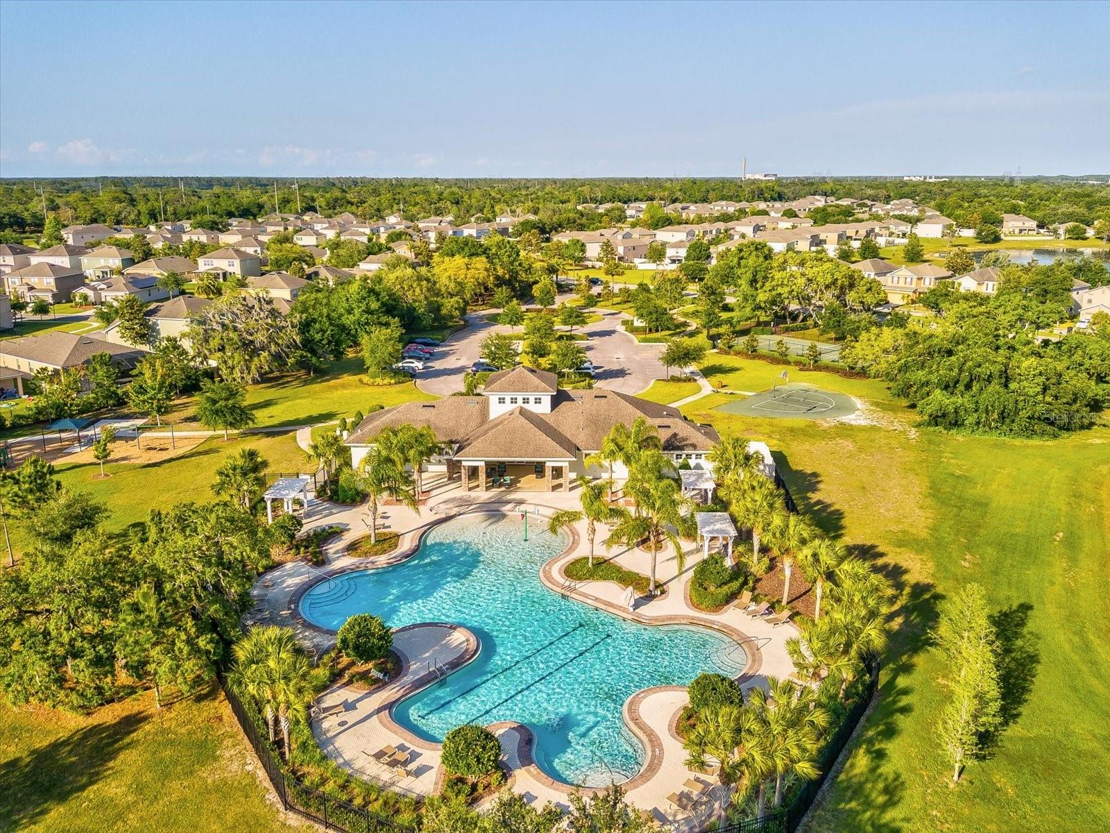 13752 REINDEER CIRCLE