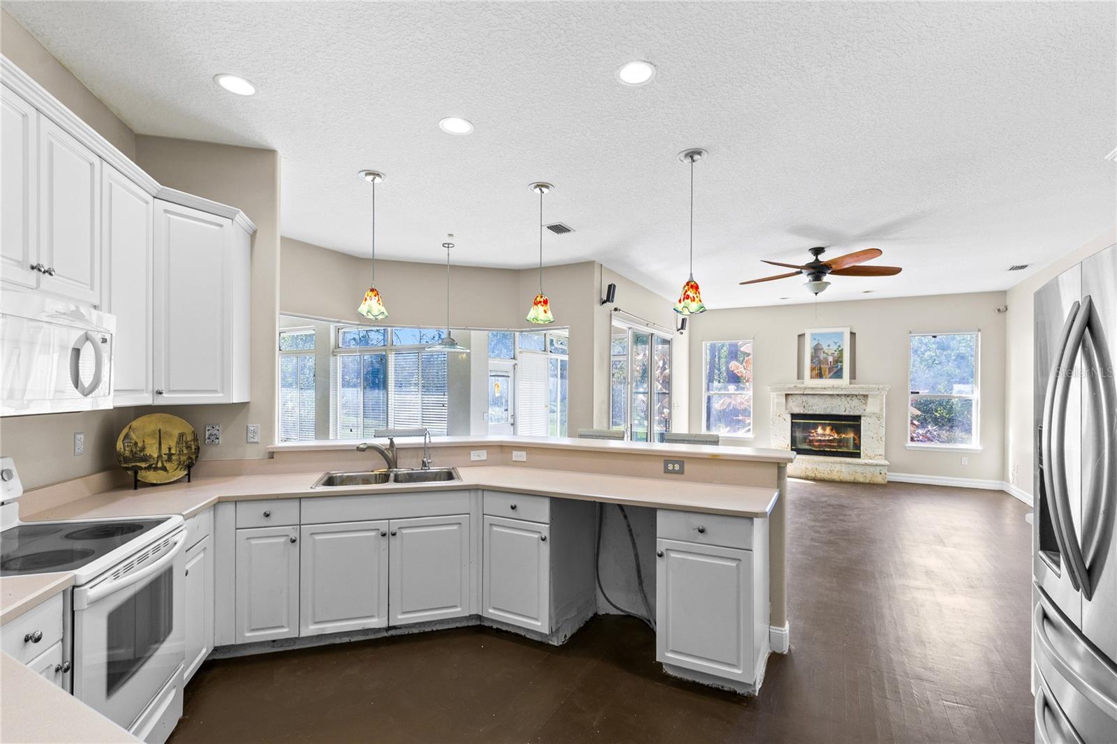 CAPE ORLANDO ESTATES - Residential